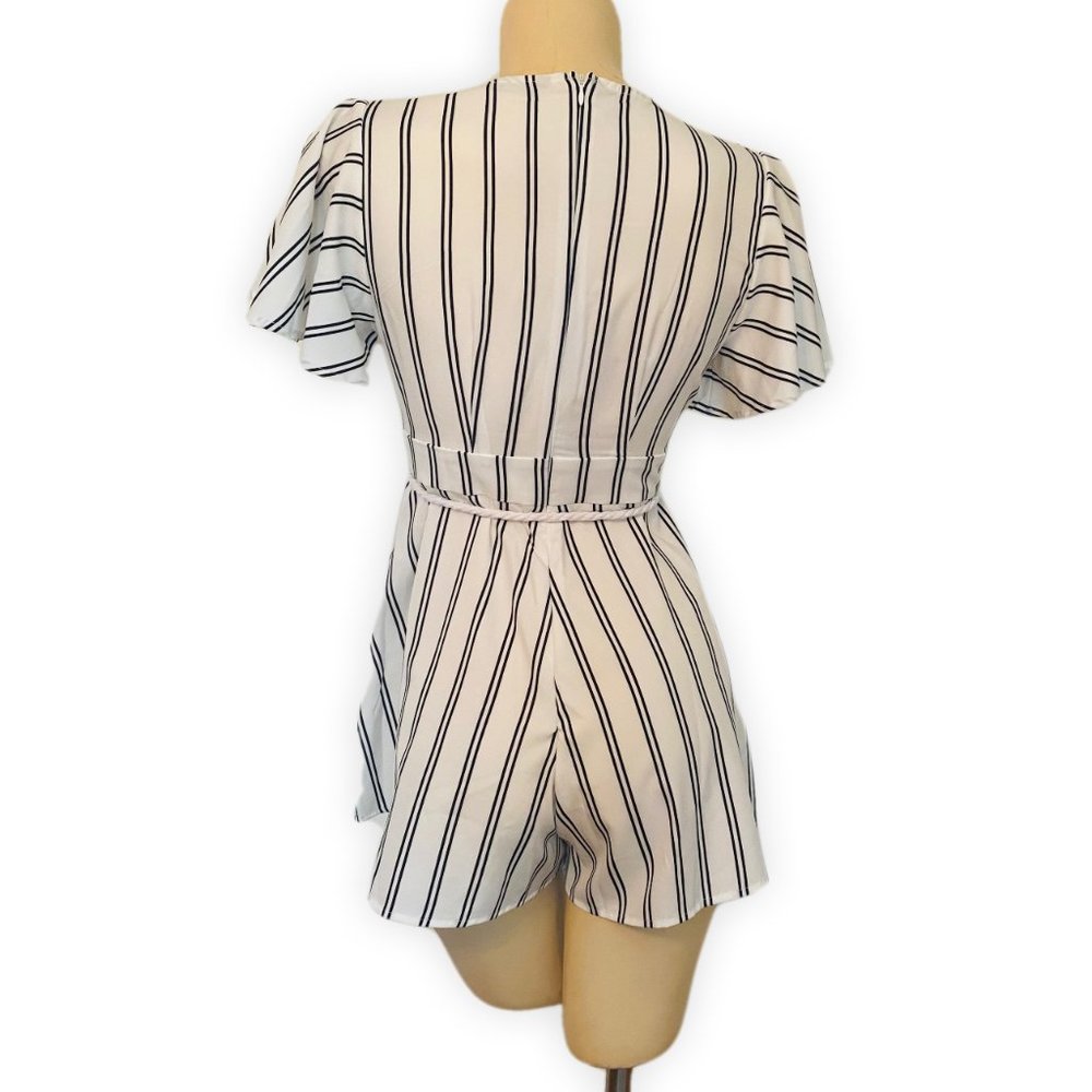 White Striped Romper Belted V Neck Summer Casual Vacation Outfit M - Picture 3 of 7